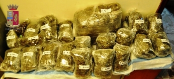 Rometta - Bloccati ai caselli di Rometta con più di 26 Kg di marijuana: arrestati tre giovani