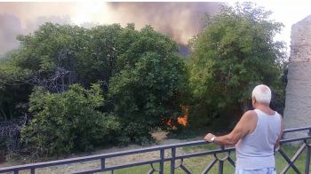 Rometta - Incendio devastante nel comune di Rometta, frazione di Rapano
